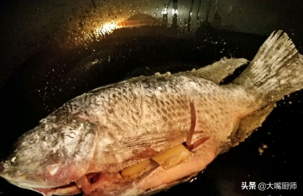 黄豆煮鱼怎么煮_黄豆做鱼怎么做_新鲜黄豆煮鱼好吃又简单的做法