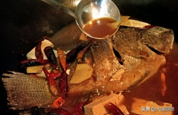 黄豆煮鱼怎么煮_新鲜黄豆煮鱼好吃又简单的做法_黄豆做鱼怎么做