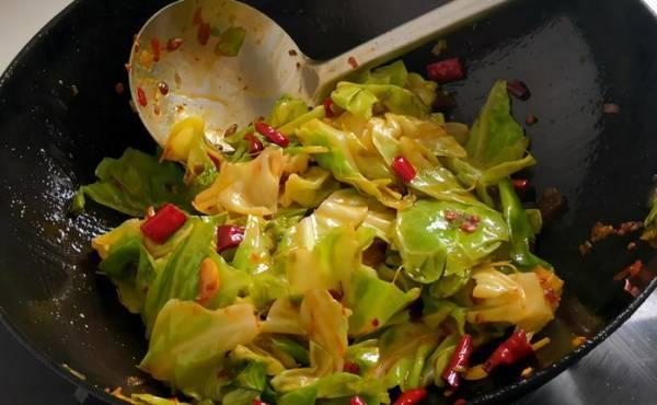 爆炒红菜苔的做法_红苔菜怎样炒好吃_爆炒红菜苔的烹饪方法