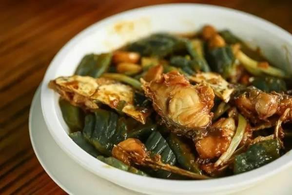 三文鱼豆腐汤怎么做好吃_三文鱼豆腐汤的做法窍门窍门_豆腐三文鱼汤的做法