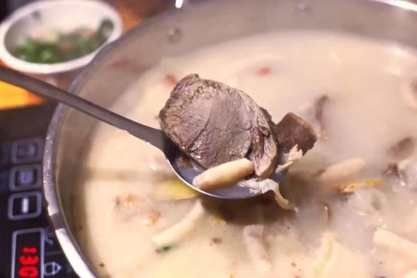 好吃羊肉汤做法视频_羊肉汤怎么做最好吃_好吃羊肉汤做法大全
