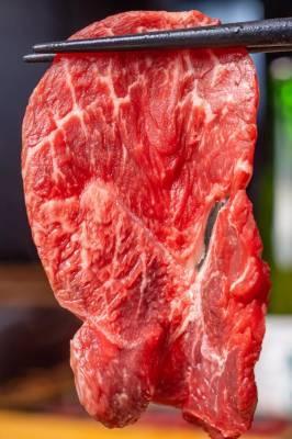 牛肩肉为啥那么便宜_超市里的牛肩肉为啥那么便宜_牛肩肉多少钱